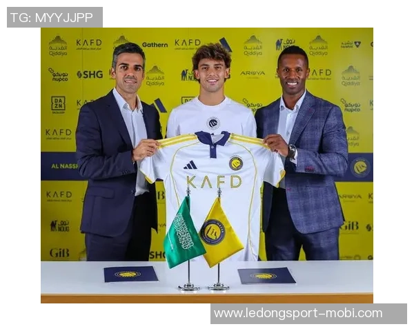 罗马诺透露尤文明年1月不引进尤尔曼德或将明夏转会 罗马诺透露尤文明年1月不引进尤尔曼德或将明夏转会